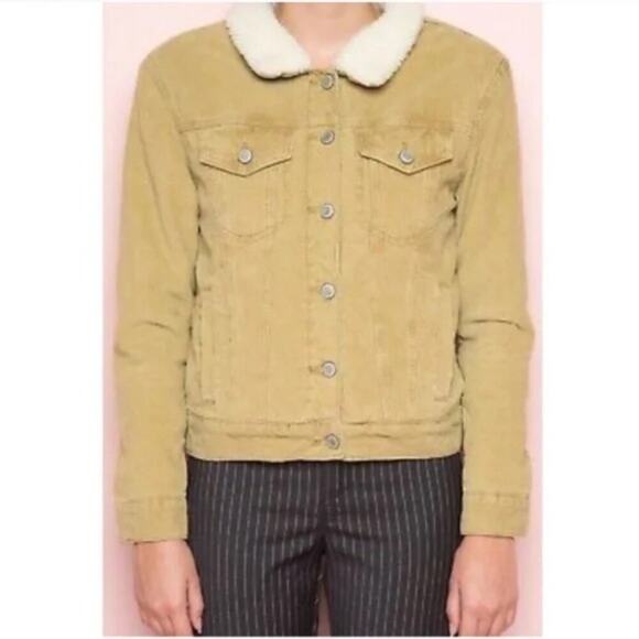 Brandy Melville John Galt Corduroy Sherpa Lined Trucker Jacket - Picture 2 of 11